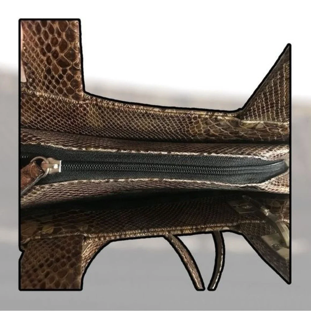 N/A leather snake
